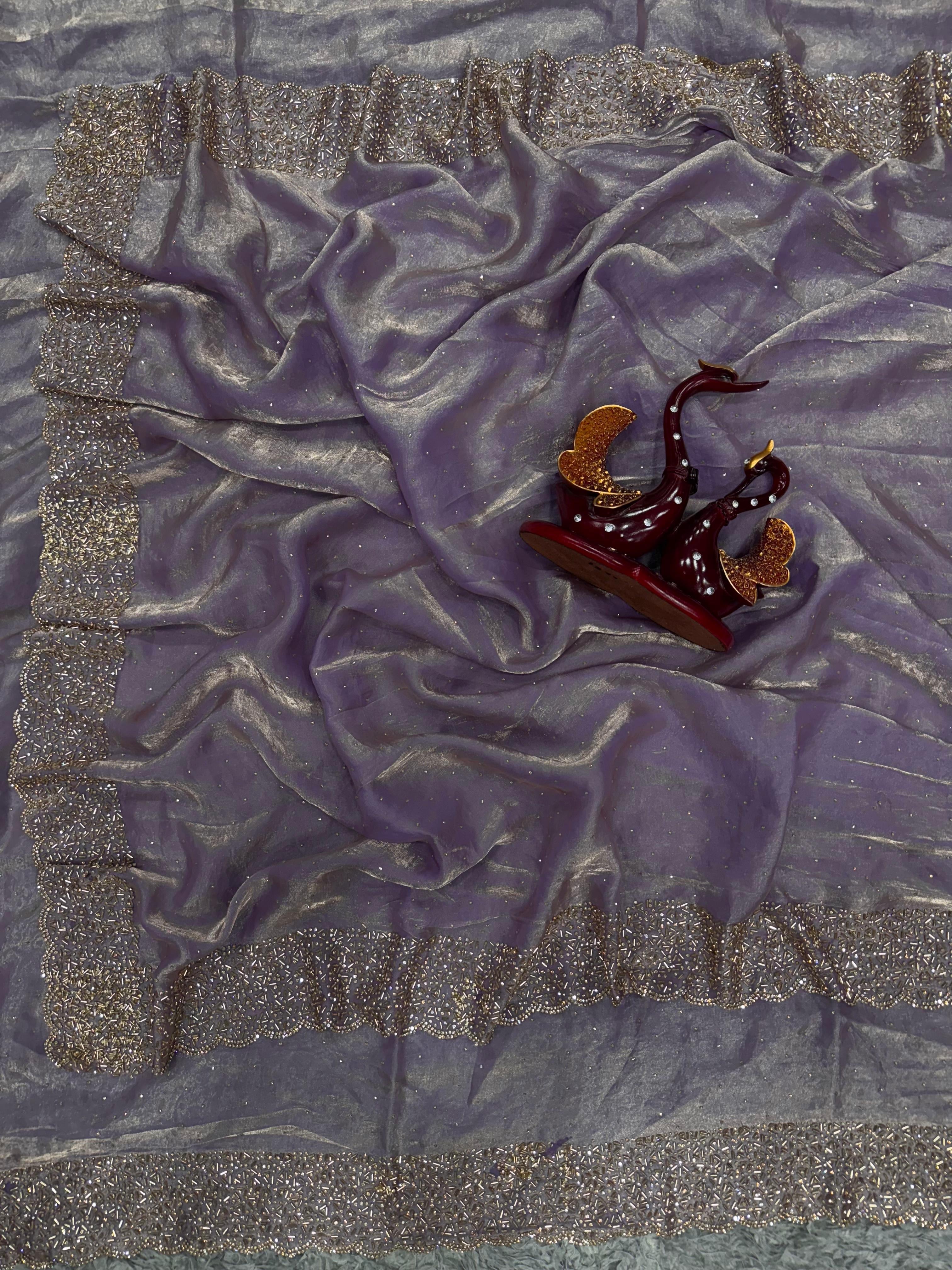 Aashvi shimmer Saree